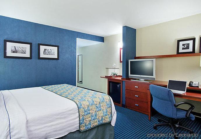 Courtyard Fort Myers At I-75 And Gulf Coast Town Center Estero Phòng bức ảnh