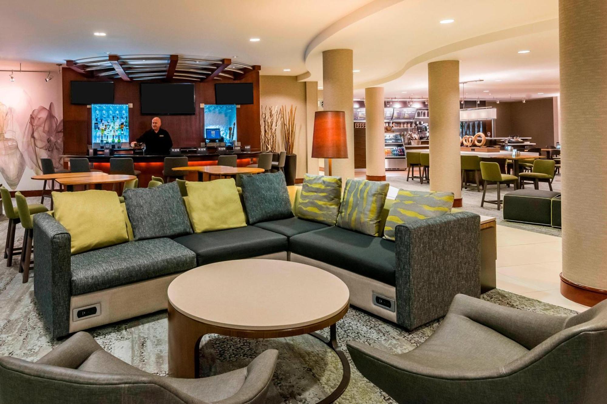 Courtyard Fort Myers At I-75 And Gulf Coast Town Center Estero Ngoại thất bức ảnh