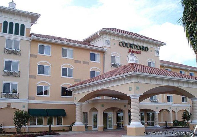 Courtyard Fort Myers At I-75 And Gulf Coast Town Center Estero Ngoại thất bức ảnh